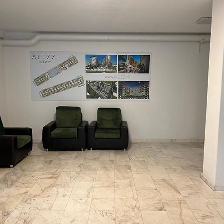 Апартаменты Dominic 2 Beds 1 Sofa Parking Pool Apartament By Alezzi Nord10 Нэводари Экстерьер фото