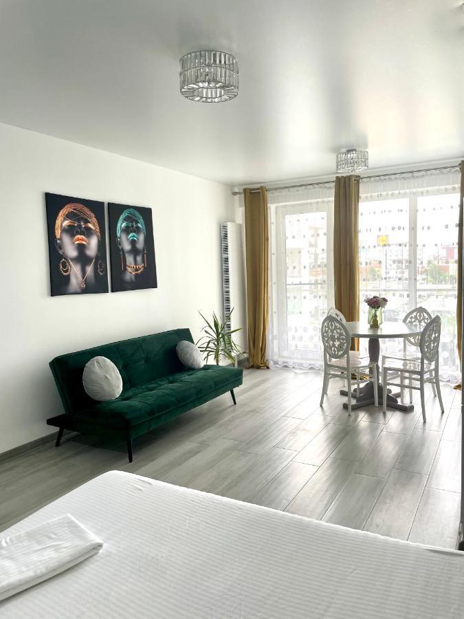 Апартаменты Dominic 2 Beds 1 Sofa Parking Pool Apartament By Alezzi Nord10 Нэводари Экстерьер фото