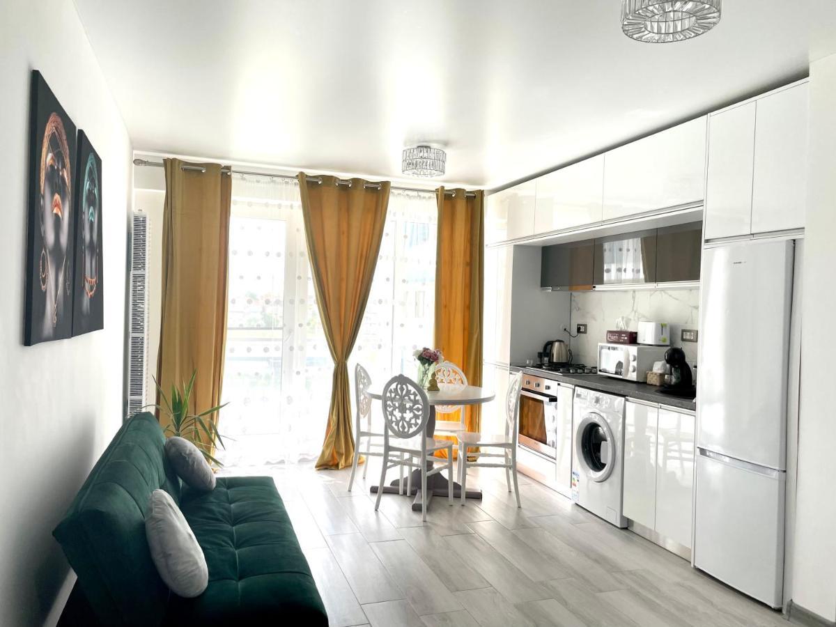 Апартаменты Dominic 2 Beds 1 Sofa Parking Pool Apartament By Alezzi Nord10 Нэводари Экстерьер фото