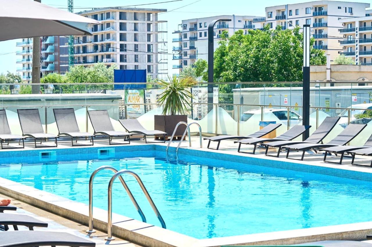 Апартаменты Dominic 2 Beds 1 Sofa Parking Pool Apartament By Alezzi Nord10 Нэводари Экстерьер фото