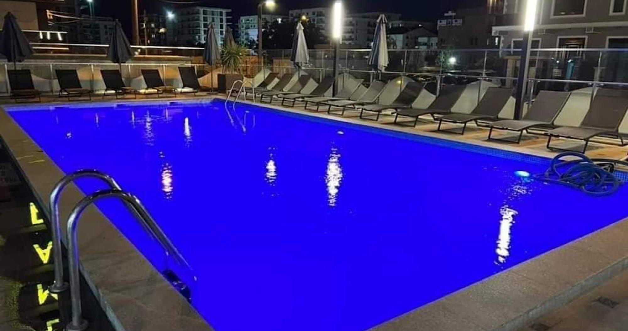 Апартаменты Dominic 2 Beds 1 Sofa Parking Pool Apartament By Alezzi Nord10 Нэводари Экстерьер фото